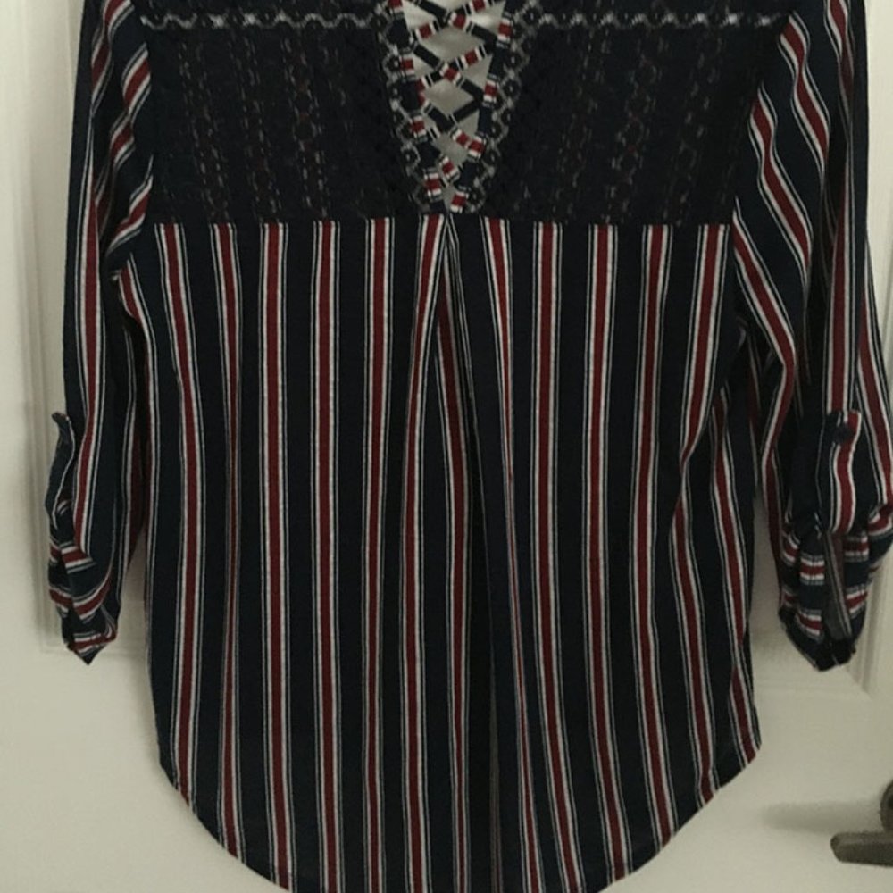 No Boundaries, Stripe Cross String Back Style Top - image 4